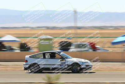 media/Oct-01-2022-Team Topak Racing (Sat) [[f860fb51be]]/2-Inter Low 2/session 2 turn 11/